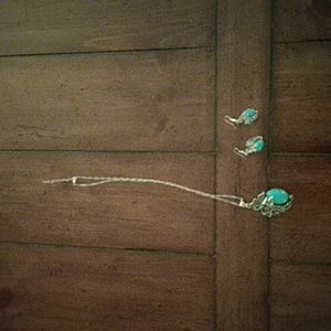 Butterfly Necklace/Earrings Set ❄️ Winter Sale❄️